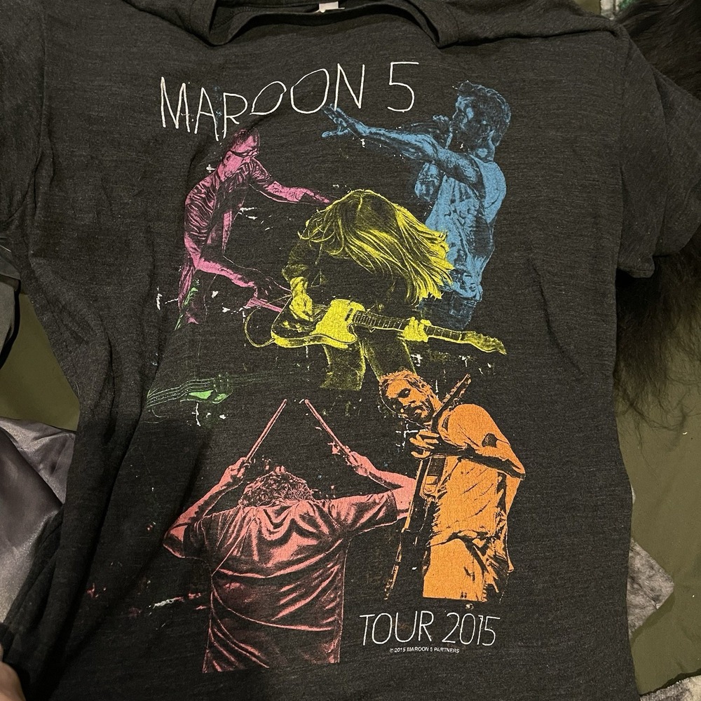 Maroon 5 Tour 2015 Gray Graphic Concert T Shirt Sz S